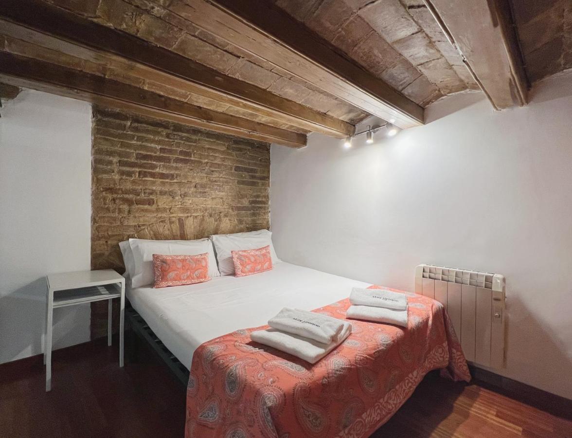 Stay U-Nique Apartments Placa Universitat Barcelona Luaran gambar